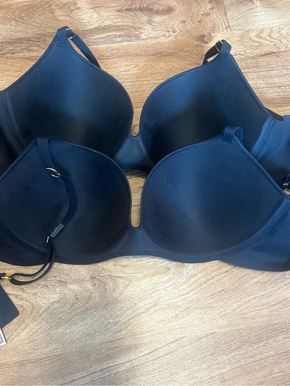 Victoria's Secret Incredible Perfect Shape Black Bra Set of 2 - Picture 8 of 9
